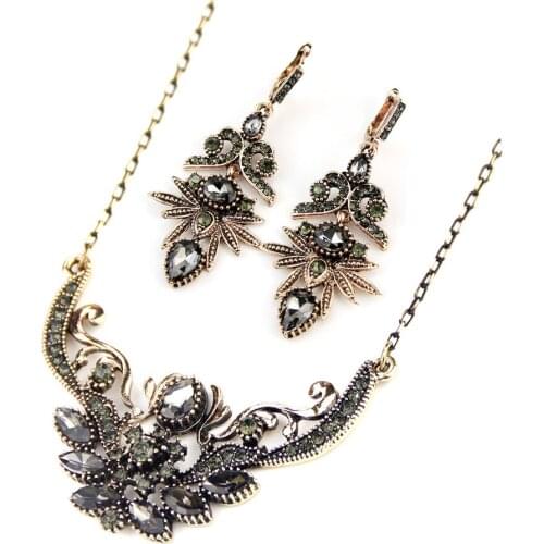 Sunspicems 2021 Vintage Bohemia Jewellery Set Antique Gold Color Boho Earring Necklace For Women Gray Crystal Indian Jewelry Set