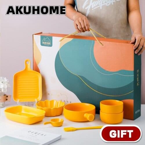 Baking Set Gift Dish Set Ceramic Tableware Cute Bakeware Gift Box Set with Souvenir Ceramic Plate Dinner Set