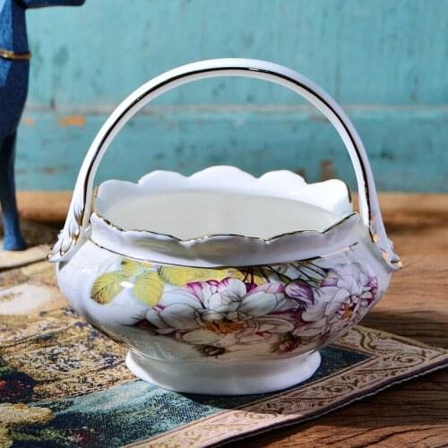 European palace gold depicting ceramic flowers flower basket European style home furnishings decorative Rose Basket
