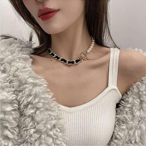 Origin Summer French Leather Chain Pearl Chokers Necklace for Women Fashion Toggle Clasp Asymmetric Necklace Jewelry Accessories