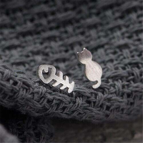 925 Sterling Silver Asymmetric Cat Fish Stud Earrings For Women Girls Female Wedding Fashion Jewelry eh254