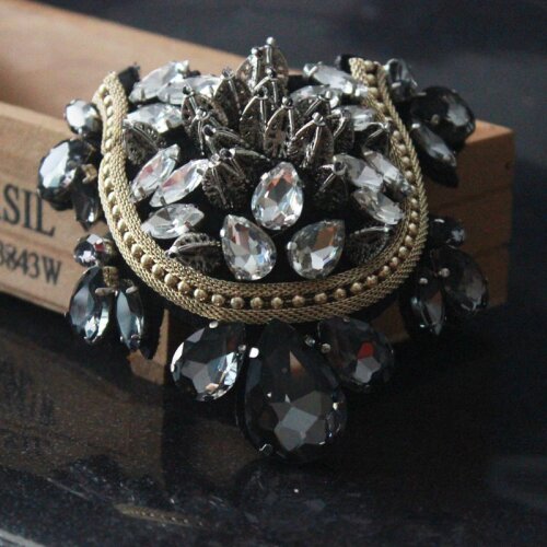 Handmade epaulette jewelery bead big shoulder brooch epaulette blazer accessories pin patch