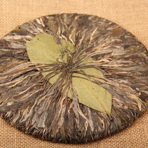 2014 / 2018 Year Lincang Yongde Big Snow Handle Pu-erh Handmade Sheng Bazi Cha 400g Raw Tea Weight Loss