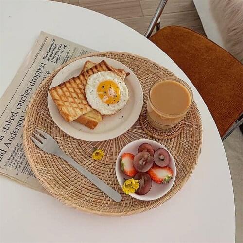 Japan Style Rattan Hand-Woven Round Dinner Plate Breakfast Bread Dessert Plate Coffee Beverage Tray Fruit Storage Coffee Basket