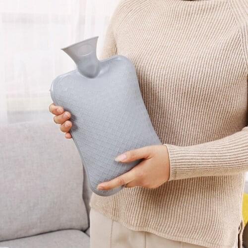 Best Selling Portable Hot Water Bottle Solid Color Thick PVC Silicone Rubber Winter Hand Warmers Girls Warm Palace Warm Bags