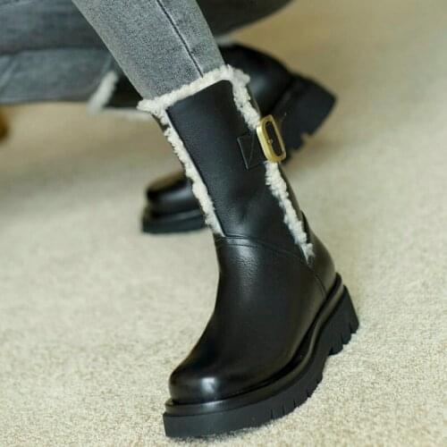 Ladies Fashion Genuine Leather Belt Buckle Knight Boots Winter Lamb Wool Lining Warm Mid Calf Boots Taichung Heel Women‘s Shoes