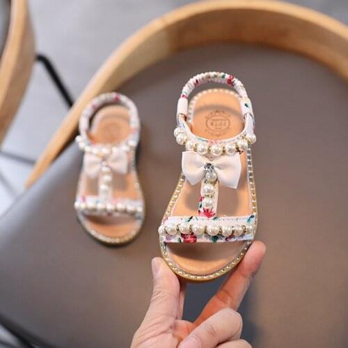 Summer new girls open-toed pearl princess shoes for small medium childrens soft-soled bow female baby shoes childrens sandals