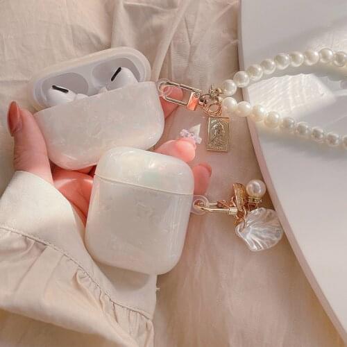 Luxury Girls Pearl Shell Case for Apple Airpods 1 2 3 Bracelet Chain Case for AirPods Pro Funda Airpods Wireless Earphones Case