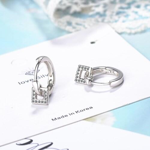 Ear buckle female Japanese and Korean style fashion hollow square ear buckle temperament trend geometry cold wind ear clip