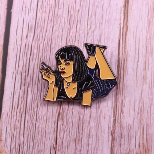 Film pulp fiction Quentin Tarantino stills Uma Thurman Mia Wallace Pin
