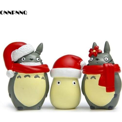 Kawaii Resin Totoro Christmas Edition Lovers Scarf Miniature figurines Christmas Gift Doll Kids Gift Statuette Decoration