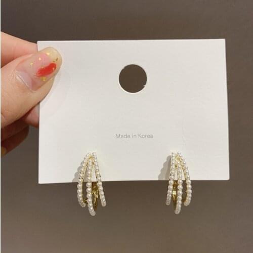 2020 New Womens Earrings Delicate Round Pearl Earrings for Women Bijoux Korean boucle Jewelry Wholesale