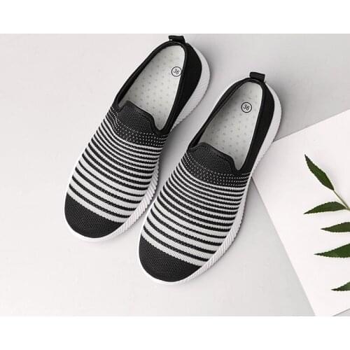 2020 Autumn Women Shoes Women Breathable Mesh Sneakers Rhinestone Flats Ladies Slip on Flats Loafers Shoes Mesh Gingham Shoes