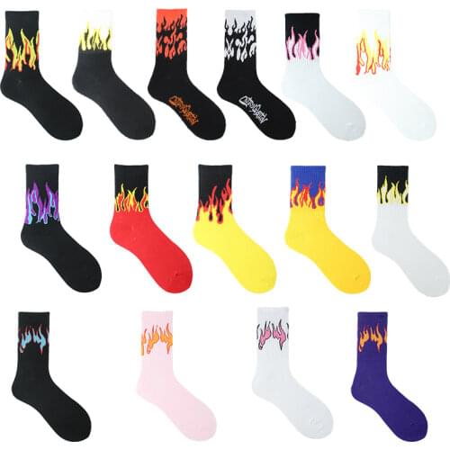 Flame Unisex Socks Fashion Harajuku Western Street Hip Hop Skateboard Man Woman Socks Trendy Cotton Breathable Mid. Novelty Sox