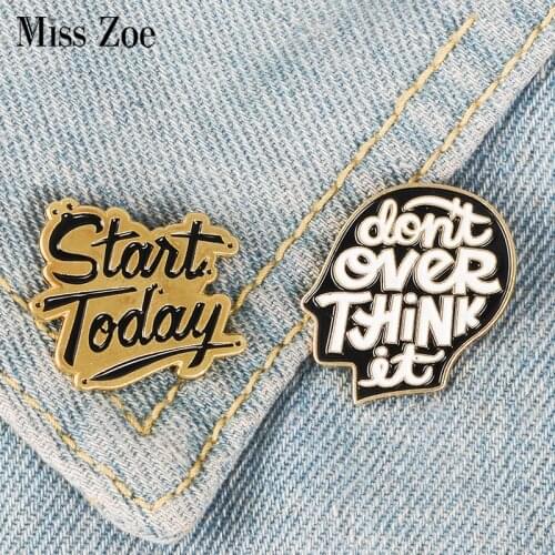 Overthink Enamel Pin Black Brain Badge Brooch Bag Clothes Lapel pin Simple Punk Excitation Jewelry Gift for Friends