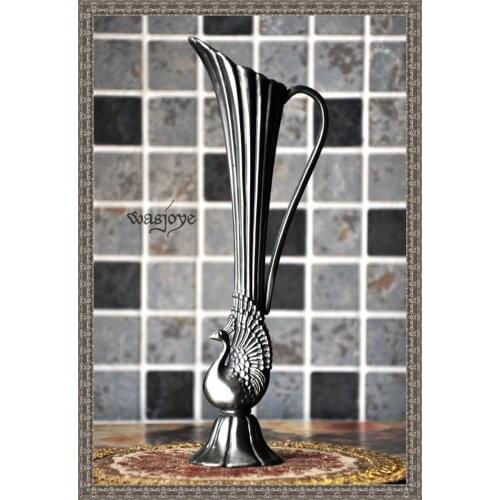 Europe H20CM peacock shape small metal vase Vintage vase alloy metal flowers vase table vase for home decoration HP 016