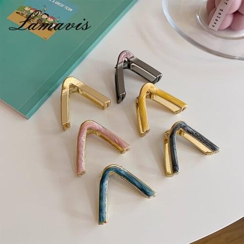 V-Shaped Oil Dripping Fashion Hairpin Girl Exquisite Cute Cat Ear Top Clip Small Grab Clip Simple Horsetail Tie Hair Clip