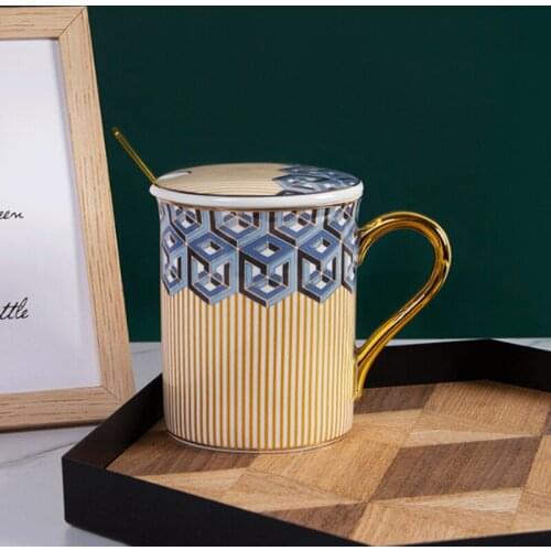 Creative Irregular Ceramic Coffee Cup with Gold Handle Handmade Pottery Tea Cup Travel Kitchen Tableware Nordic Home Coffee Cup