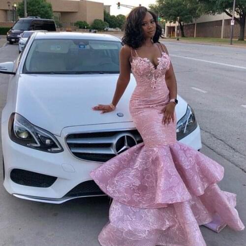 Sexy V-neck Lace Applique Prom Dresses Sleeveless Vintage Formal Party Elegant Gown Arabic Aso Ebi Muslim Evening Dresses