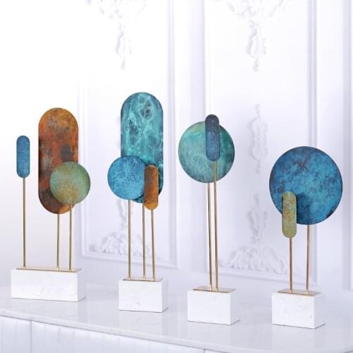 Light Luxury Creative Decoration Metal Patina Jewelry Modern Minimalist Home Living Room Porch Model Decoration