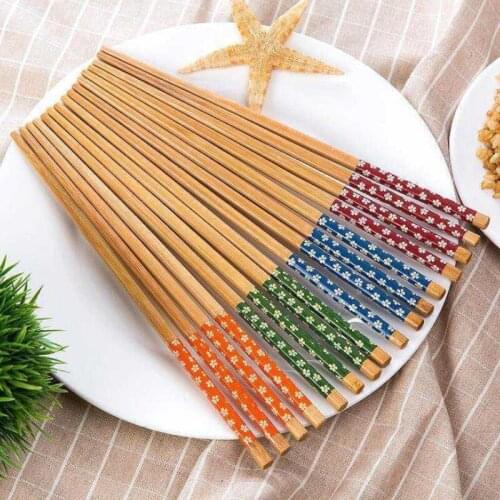 Eco-friendly Natural Wood Chopsticks Anti-slip Flower Sakura Tableware for Kitchen Restaurant LX3199