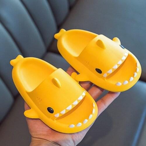 Childrens Slippers 3D Cartoon Shark for Boys and Girls Indoor Home Soft-soled Non-Slip Bathroom Bathroom For Babies Sandals