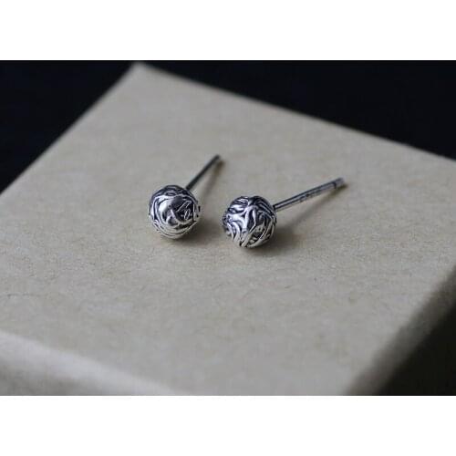 New Retro Style S925 Sterling Silver Earrings Handmade Hydrangea Men And Women Ear Bone Earrings Pearl Clam Jewelry