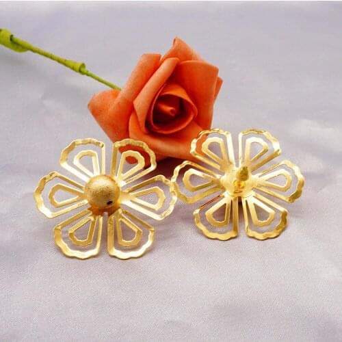 Gold Flower Drop Earrings for Women Trendy Metal Floral Geometry Party Jewelry Gift New design women Dangle statement Earring