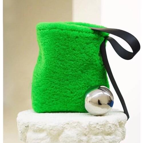 2021 Wool Women Bags Niche Design Green Lamb Hair Shoulder Bag Lazy Bucket Bag