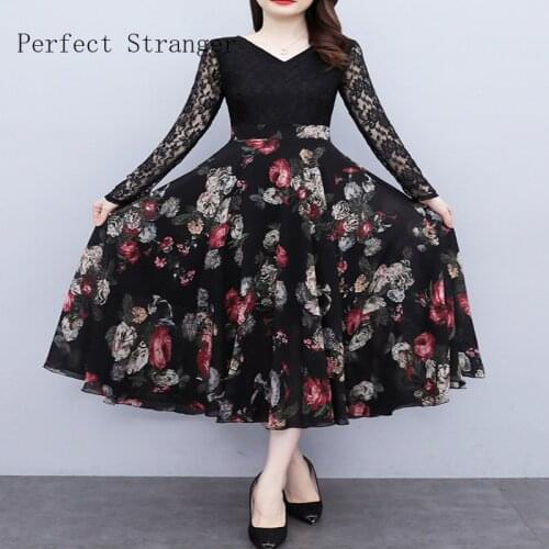 2021 Spring Autumn New Arrival Hot Sale Round Collar Lace Long Sleeve Women Chiffon Long Dress M-4XL