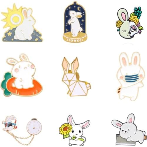 1pcs Cartoon Cute 2 White Rabbits Evil Brooch Pins Animal Brooch Denim Pin Badge Spoof Gift Funny Fashion Jewelry