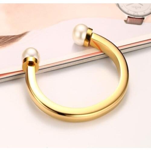 2021 Fashion And Korean version Stainless Steel Open Vacuum Plating Gold Ladies Suitable Simple Style Bracelet For Women