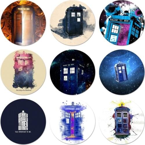 58mm Tardis Box Doctor Who TV Cute Icons Pins Badge Decoration Brooches Metal Badges For Backpack Decoration