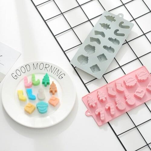 Silicone Christmas cake moulds Non-stick Kitchen Bakeware Cake Mould Pan Pudding Maker Mold DIY Chocolate Chip Mold Baking Tool
