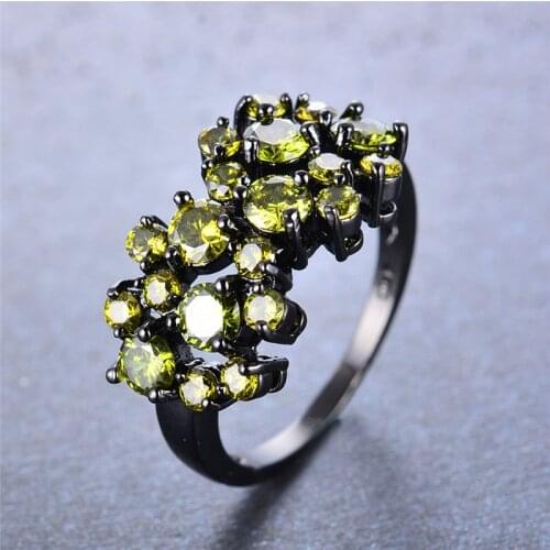 Cute Female Small Olive Green Round Stone Ring Vintage Black Gold Wedding Rings For Women Promise Love Engagement Ring