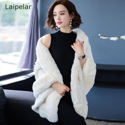2020 Autumn And Winter New Womens Shawl Cashmere Core Yarn Big Fur Collar Long Sleeve Cloak Shawl Warm Coat Simple And Elegant
