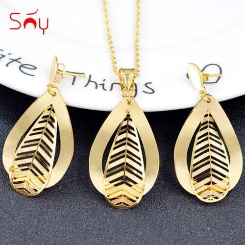 Sunny Jewelry Hot Selling Jewelry Set For Women Necklace Earrings Pendant Romantic Heart Jewelry For Engagement Jewelry Findings