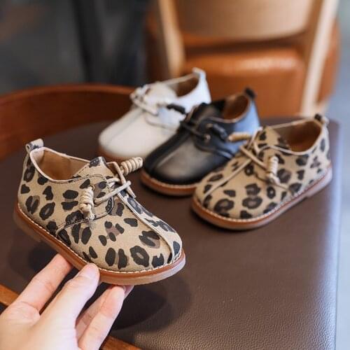 New Childrens Shoes Girl Korean version Leopard Princess Shoes Childrens Performance Dance Leather Shoes For Spring Autu XZ090