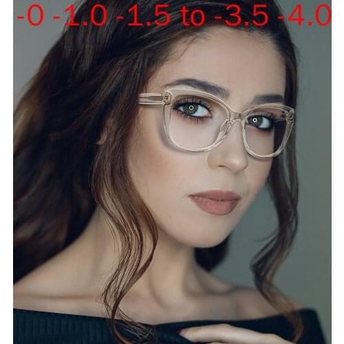 MINCL/ Women TR90 Square Frame Nearsighted Sun Photochromic Lens Female Spring Leg Myopia Clear Cat Glasses Uv400 with Box NX