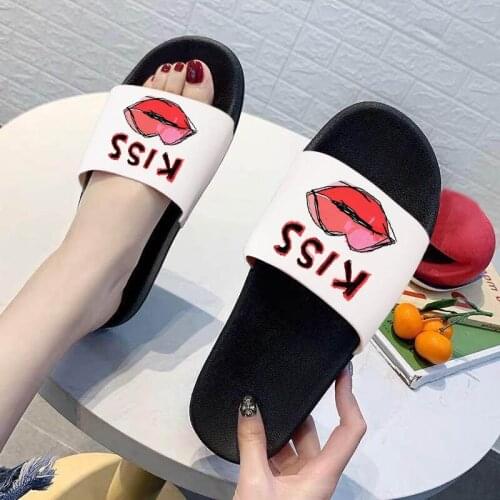 KISS Sexy red lips Slippers Women Home Slippers Floor Family Shoes Beach Summer slippers Fashion slippers for women