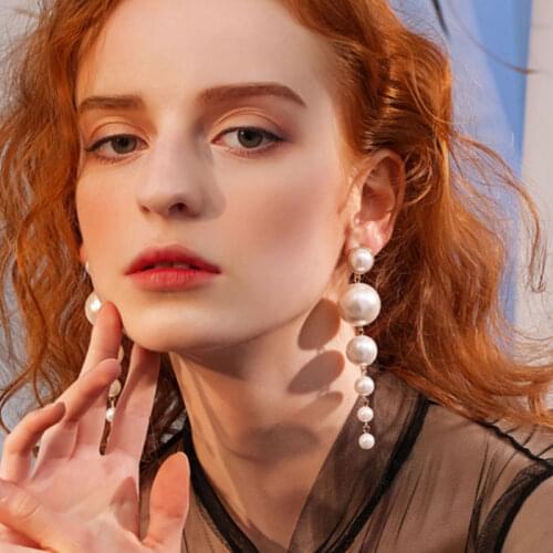 Trend Pearl Long Earrings 2021 Female White Round Summer Pearl Wedding Pendant Golden Earrings Fashion Korean Jewelry Earrings
