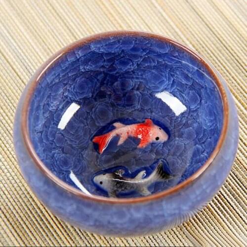 Chinese Ice Crackle Glaze Ceramic Teacups Anaglyph 3D Koi Fish Art Cup Single Tea Colorful Carp Fish Porcelain Tazza 1pc 60ml