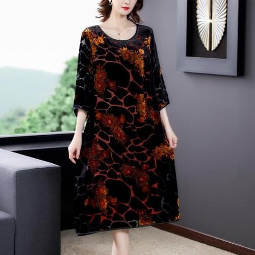 Autumn Winter Floral Casual Long Dress Women Korean Vintage Loose Golden Velvet Midi Dress 2021 Elegant Bodycon Party Vestidos