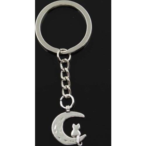 New Keychain 22x18mm Moon Cat Pendants DIY Men Car Key Chain Ring Holder Keyring Souvenir Jewelry Gift