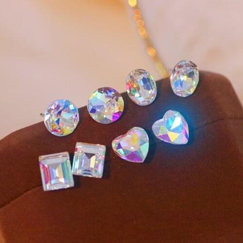 Trendy Korea Geometric Glass Crystal Stud Earrings For Women Girls Sweet Cute Heart Stud Earrings Female Weddings Jewelry Gifts