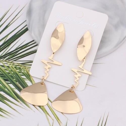 2020 retro geometry Irregular fashion gold designer dangle earrings statement Exaggeration drop earings for women