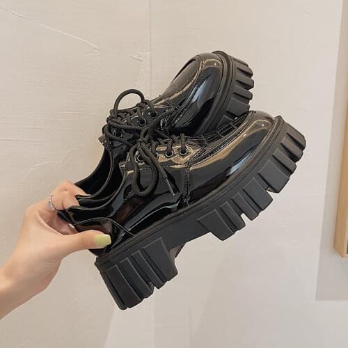 2021 Autumn New Fashtion Platform Pu Leather Womens Flat Shoes Lace-up Square Heel Thick Heel Womens Casual Loafers Shoes