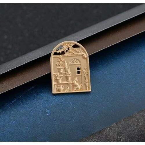 Original design new autumn and winter coat, trenchcoat, fashion, all-match, fog face, gold, matte light, gold alloy embossed cat