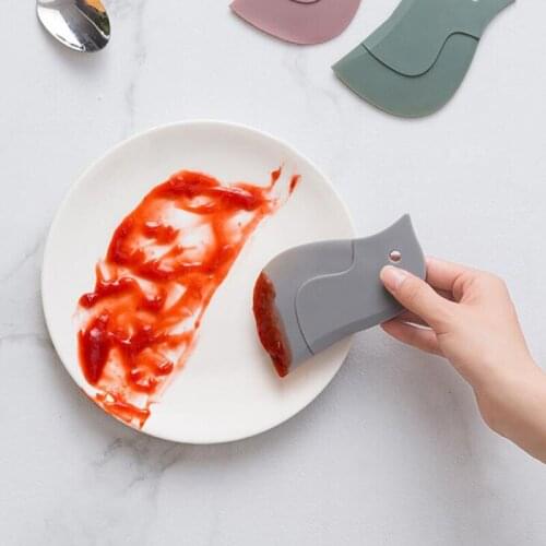 1pc Cute Cartoon Soft Scraper Kitchen Baking Tool Multi-function Scraper Oil Plate Scraping Oil Scraper Cleaning Tool New