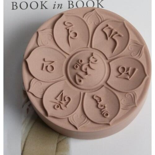 Round 2d Christmas Silicone molds soap mold silicone soap molds silica gel die Aroma stone moulds Round 2d candle mould